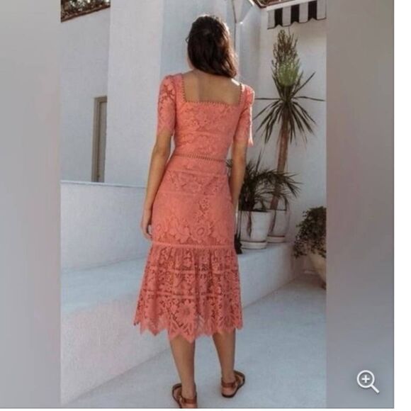 Saylor Louisa Lace Sweatheart Midi dress - Picture 3 of 8